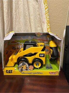 CAT Take-A-Part Machines - Wheel Loader Kids Toys  Vintage 16 Pieces New 🆕